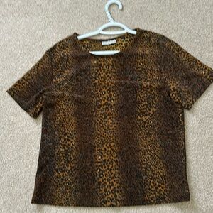 Leopard Print Short Sleeved Top